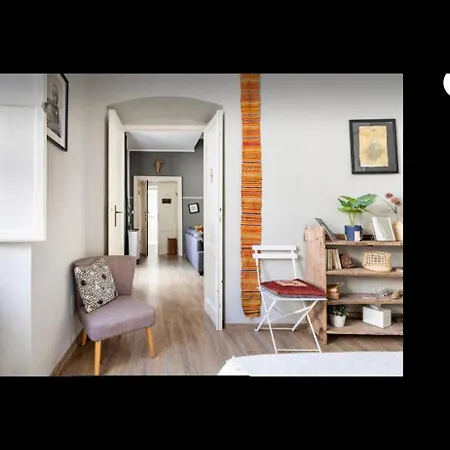 Lejlighed Cocoon, Iconic Design In Historic Center & Breakfast